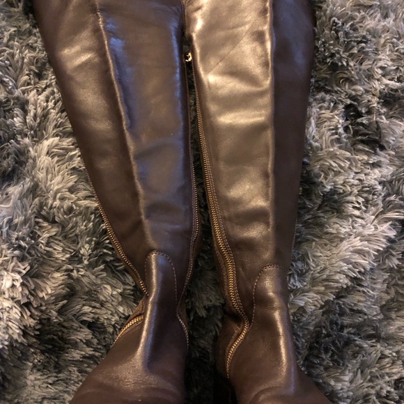 Michael Kors Dark Brown Tall Knee High Zip Up Heel Boots size 7.0 pre-owned - Picture 5 of 14